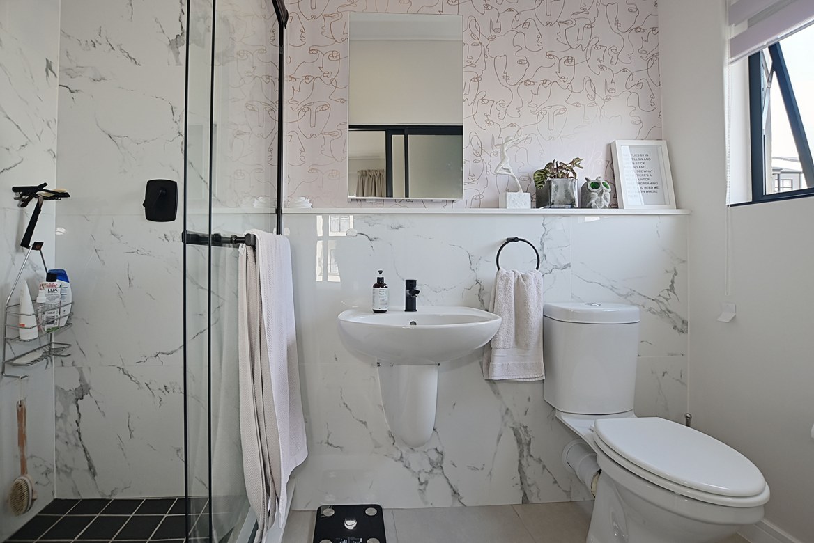 0m² Exclusive First-Floor Living in Fynbos Estate.