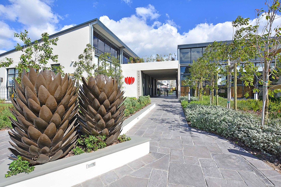 0m² Exclusive First-Floor Living in Fynbos Estate.