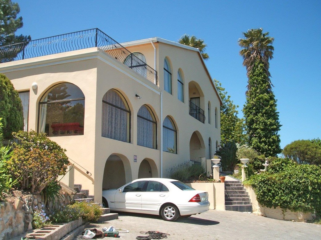 Five Bedroom House for sale Knysna