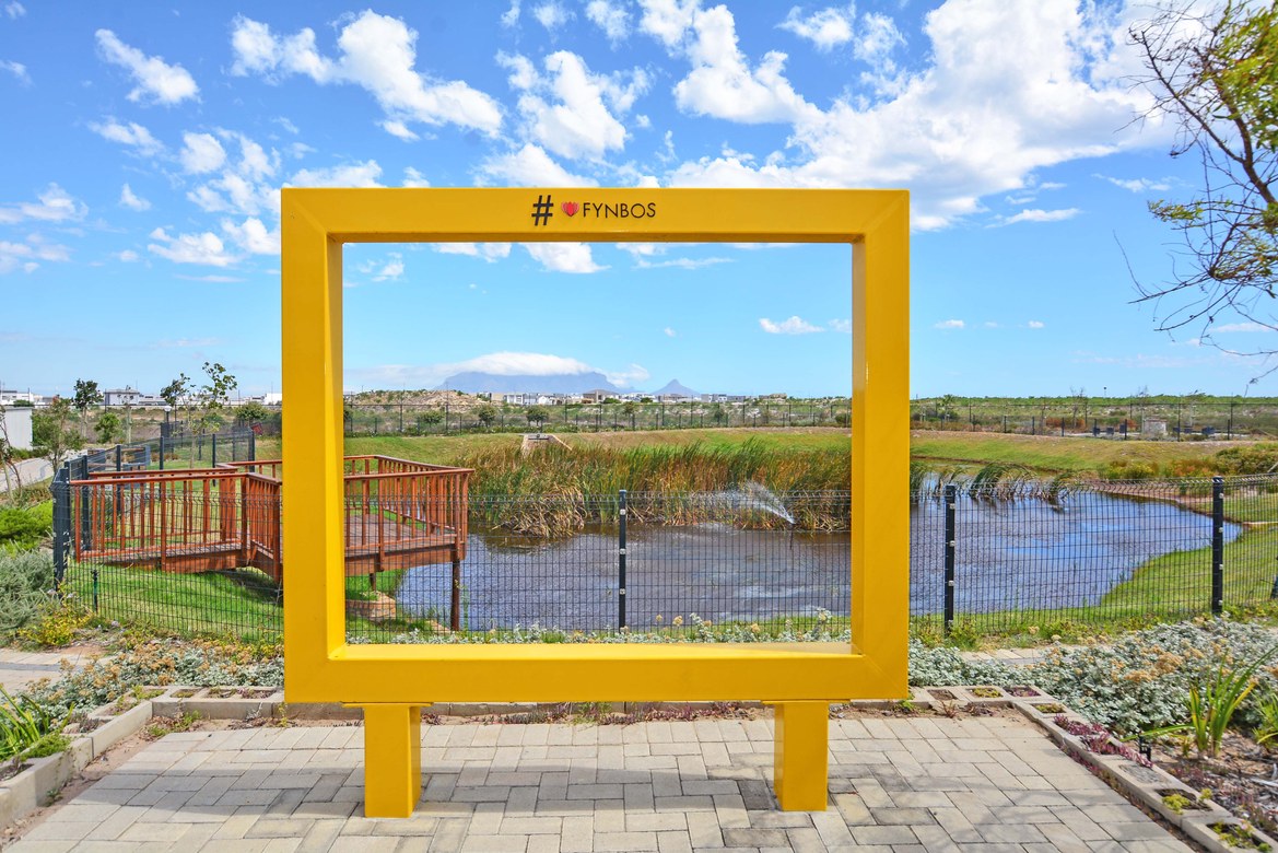 0m² Exclusive First-Floor Living in Fynbos Estate.