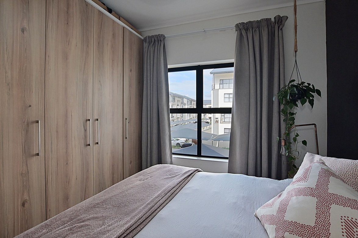 0m² Exclusive First-Floor Living in Fynbos Estate.