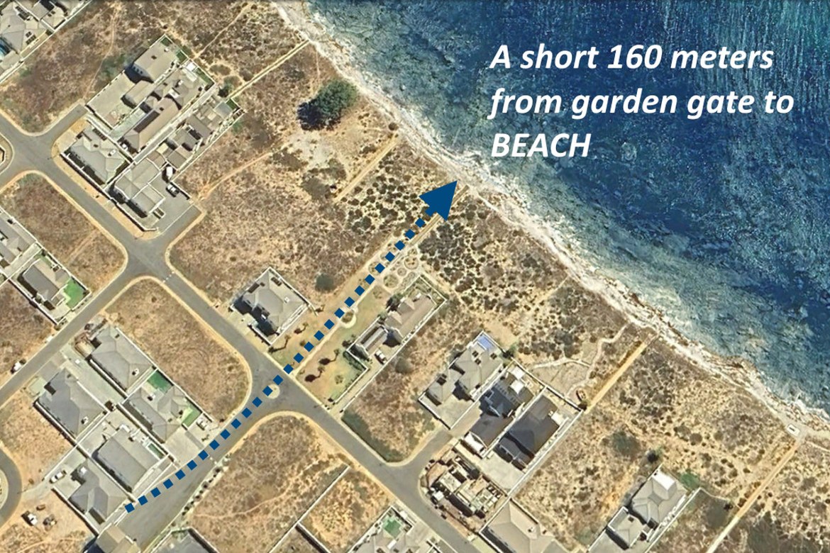 445m² Exceptional Value:  Home 160 meters from BEACH in Security Estate