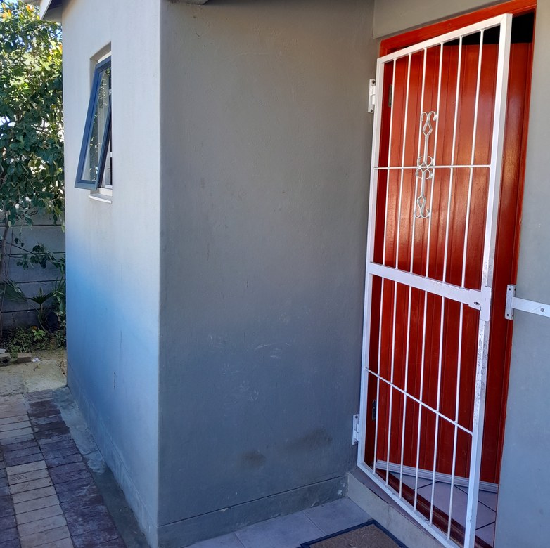 250012asdfm² Tranquil Escape in the Heart of Beroma: Your Dream Home Awaits
