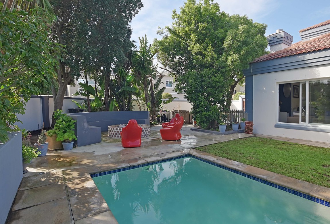 888m² Coastal Lifestyle Living in Sunset Beach 