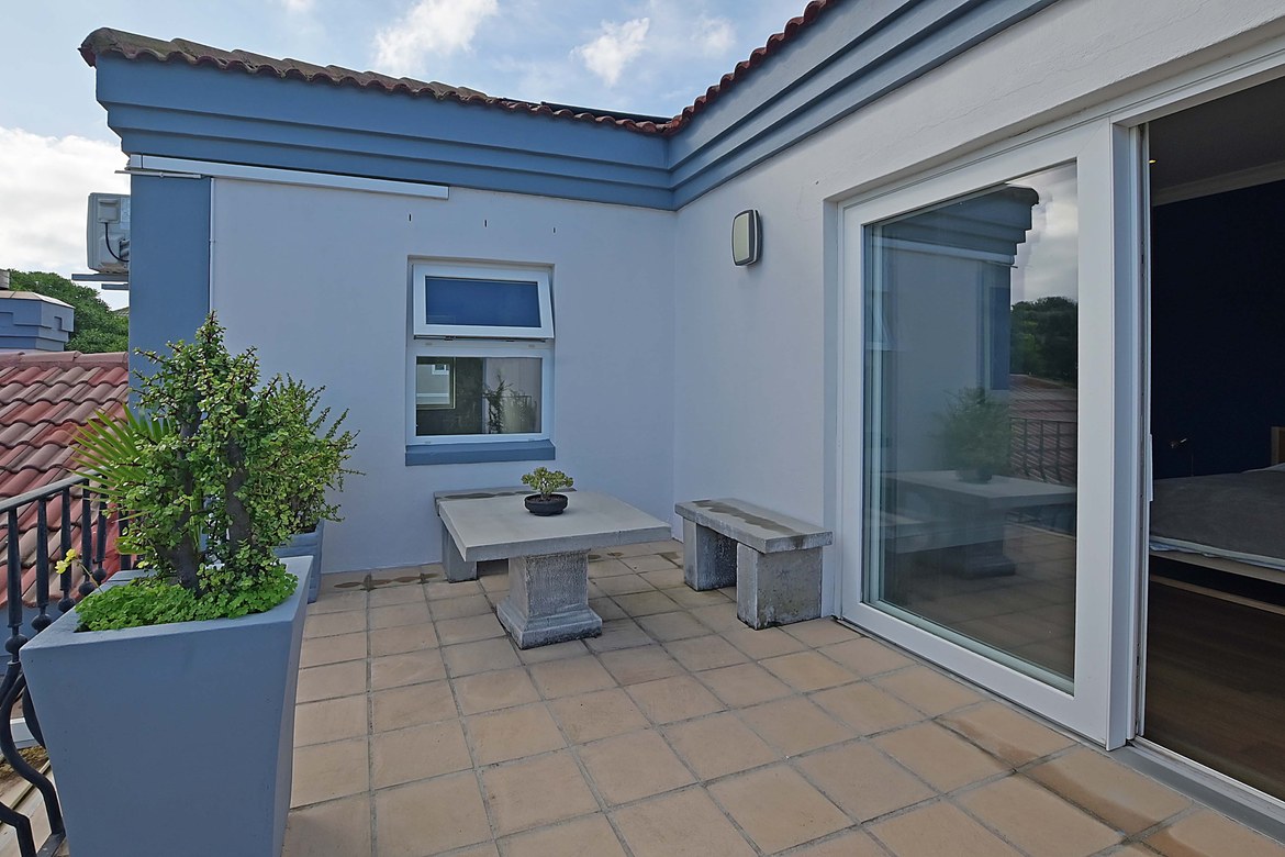 888m² Coastal Lifestyle Living in Sunset Beach 