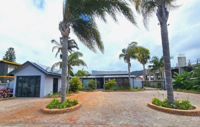 Commercial Property for sale in Knysna Central