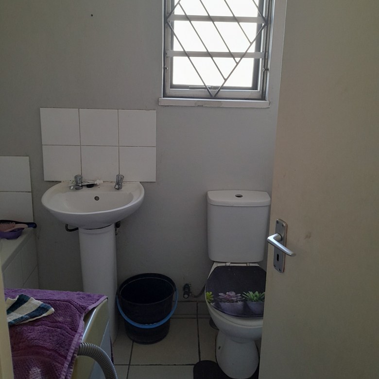 250012asdfm² Tranquil Escape in the Heart of Beroma: Your Dream Home Awaits
