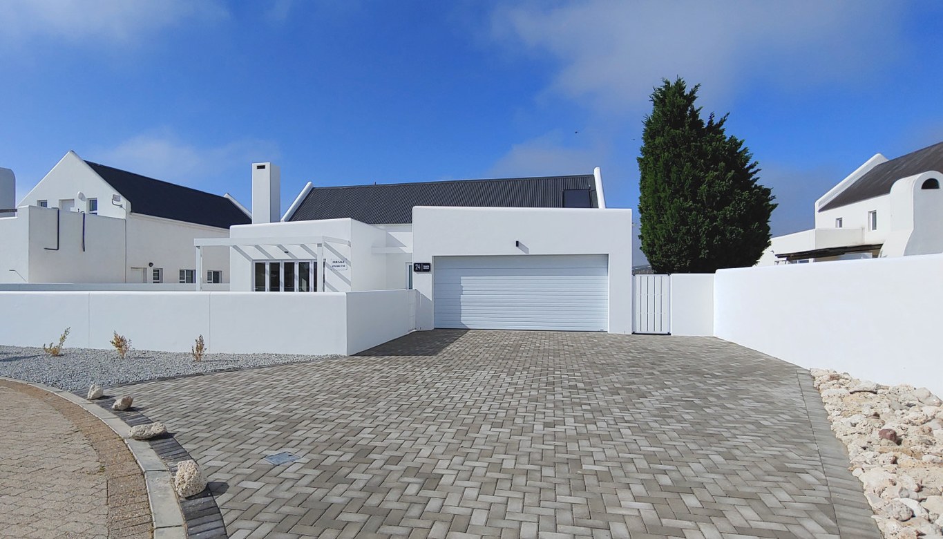 499m² Exceptional Value! New Coastal Home