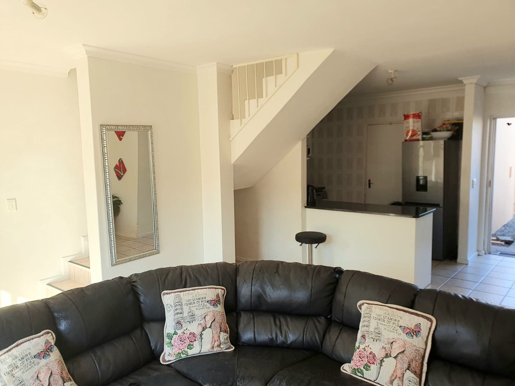 121m² Charming 3-Bedroom Townhouse in Parklands – Your Perfect Family Retreat!