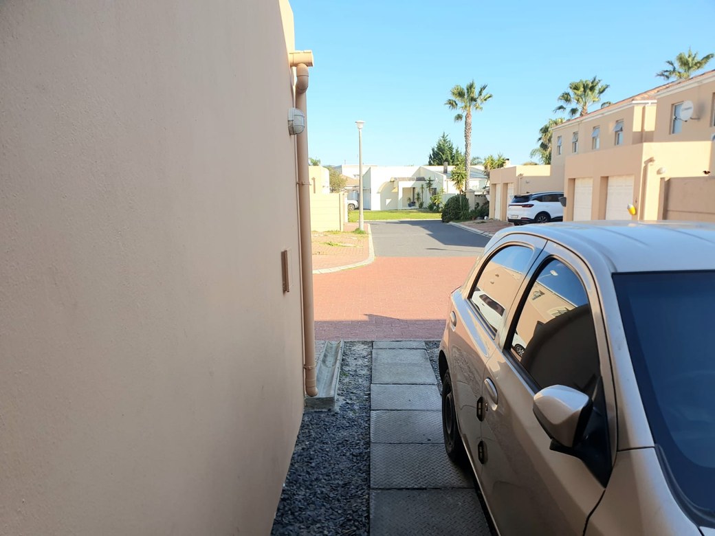 121m² Charming 3-Bedroom Townhouse in Parklands – Your Perfect Family Retreat!