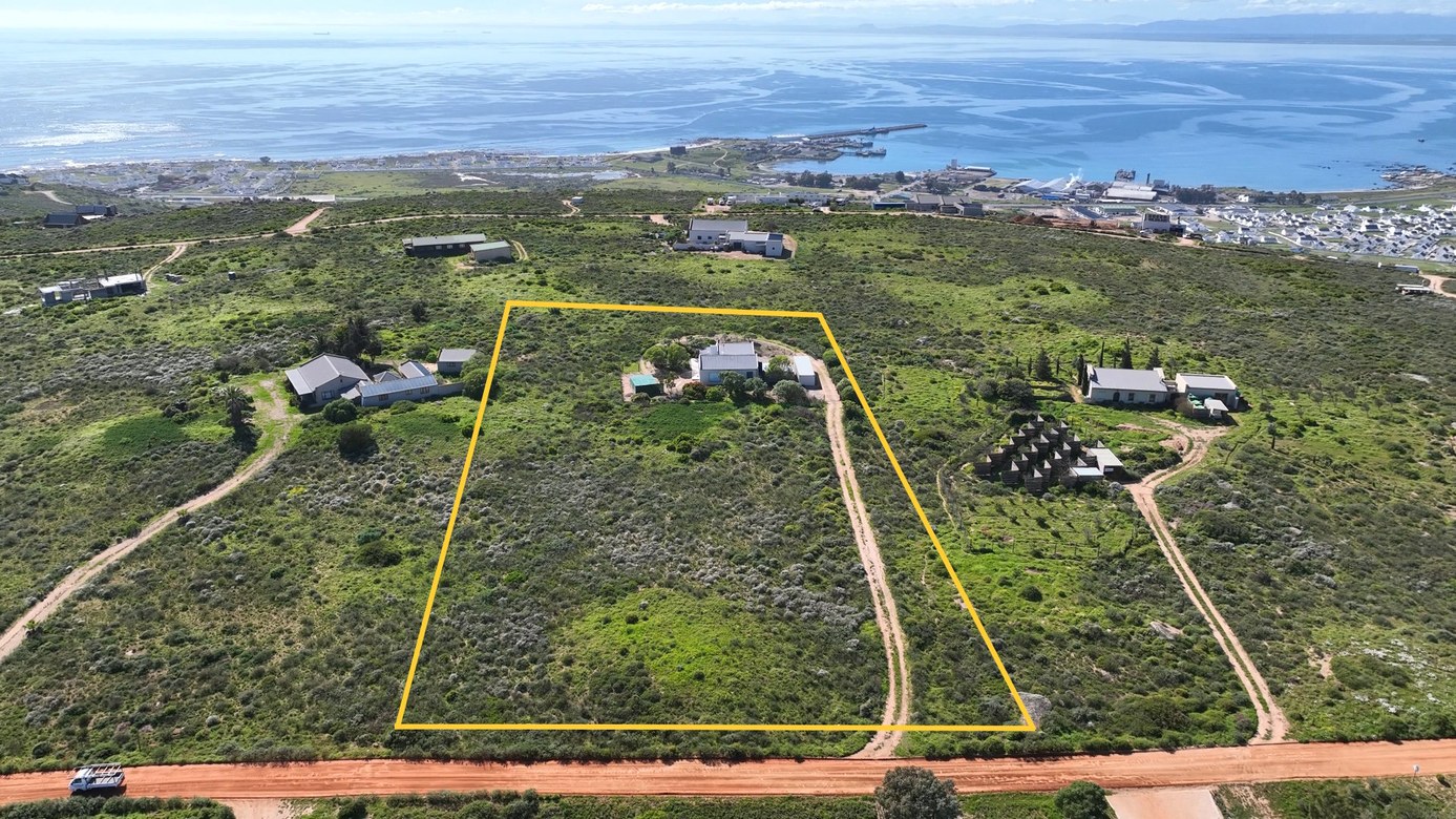 10940m² Smallholding with Home, Views and lots of potential