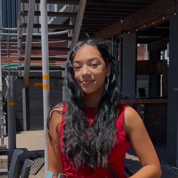 Cazlyn 
                                                                Dreyden 