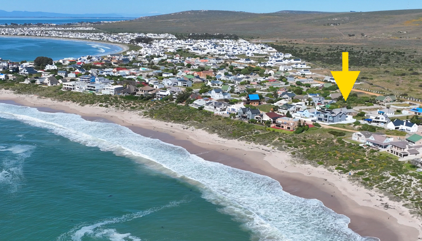 513m² Level Stand walking distance from Beach