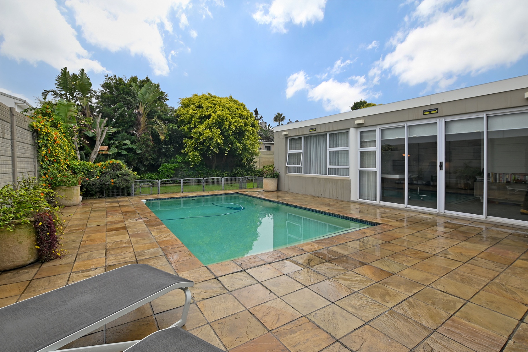 704m² Exclusive Sunset Beach Opportunity.