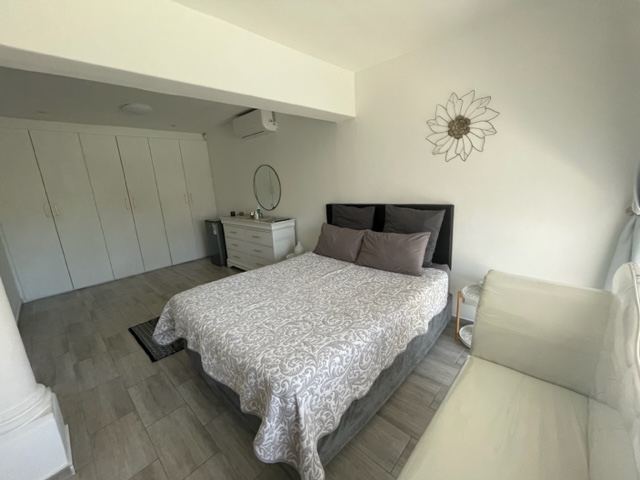 497m² Stunning 6 bedroom Family Home – A True Gem!