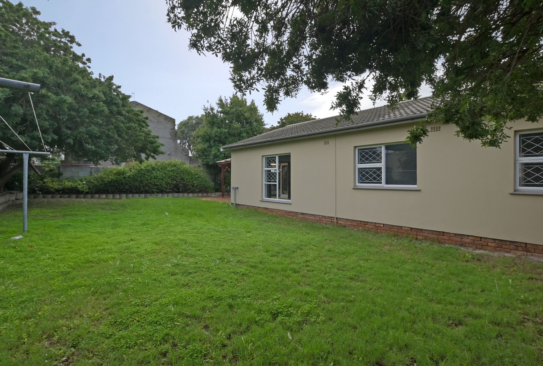515m² Kids, Pets & Braai Delight - A Family Home That Feels Just Right