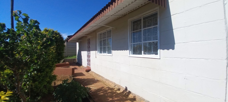 0m² 3 Bedroom in Northdale to Let