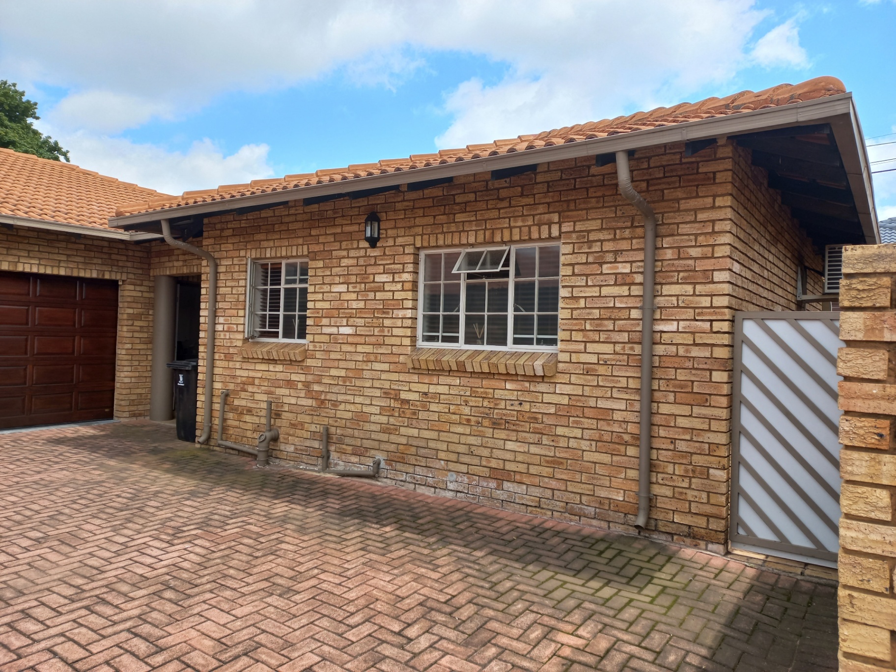 348m² New Redruth Gem: Your Dream Home Awaits!
