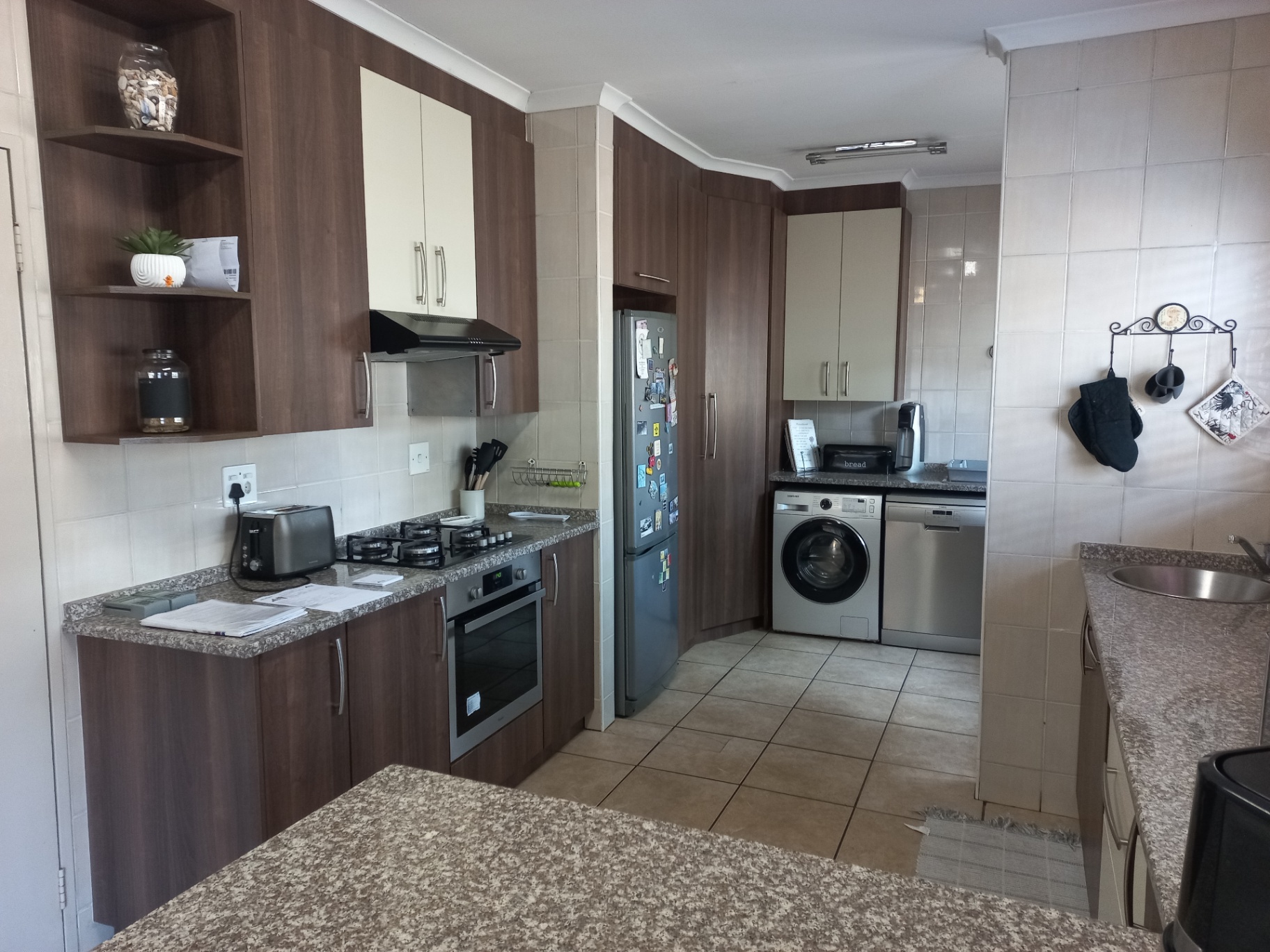 348m² New Redruth Gem: Your Dream Home Awaits!
