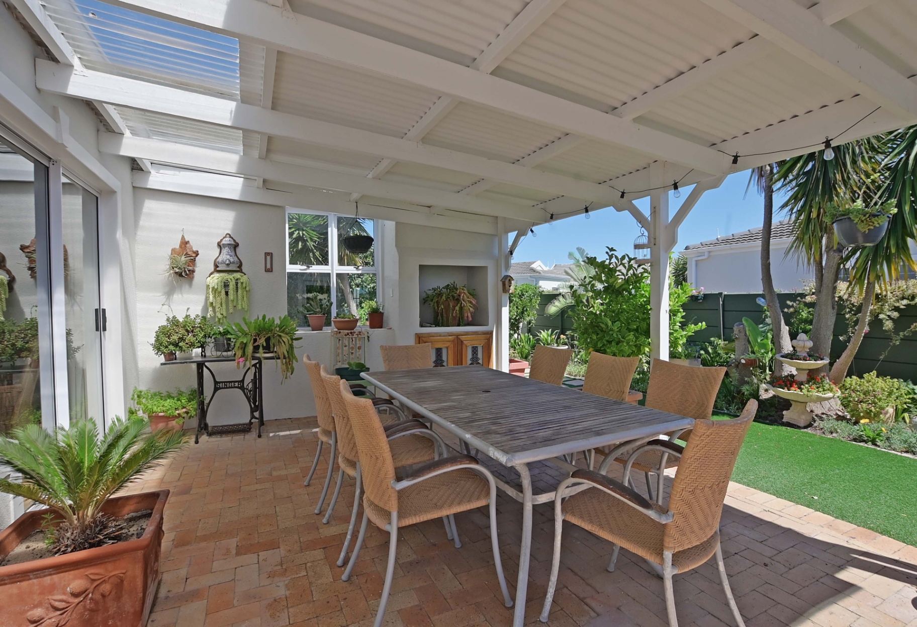 393m² Homes like this are a rare find