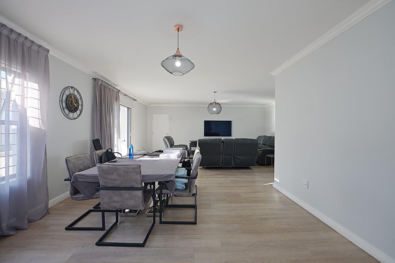 510m² Neat as a Pin – Modern 3-Bedroom Gem in the Heart of Sunningdale!