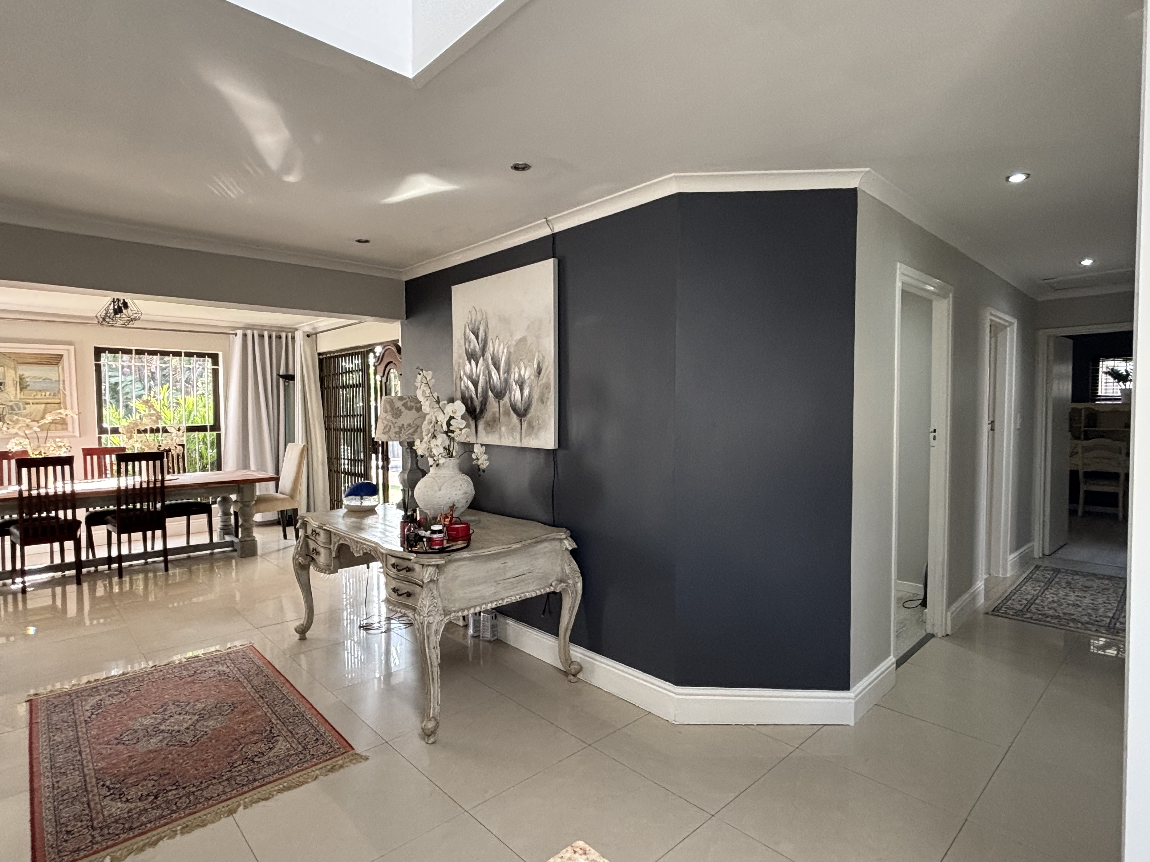 450m² Charming 4-Bedroom Family Home for Sale in West Beach!