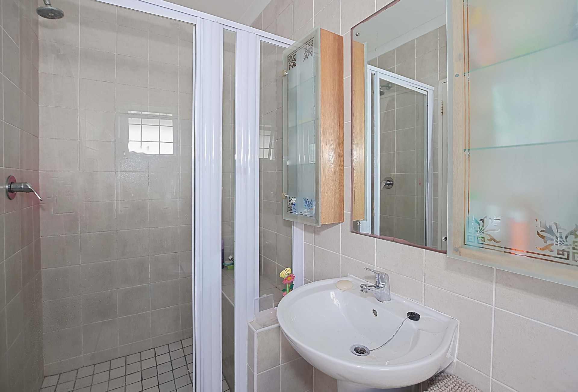 393m² Homes like this are a rare find