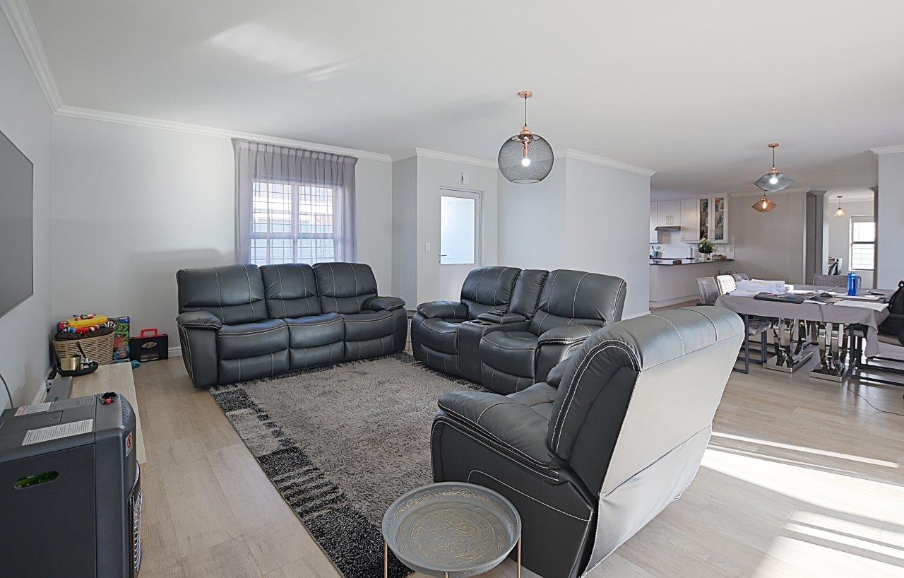 510m² Neat as a Pin – Modern 3-Bedroom Gem in the Heart of Sunningdale!