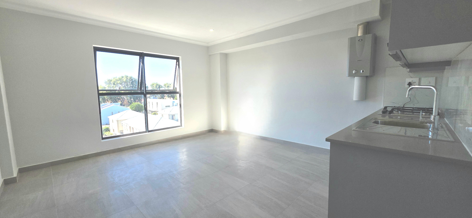 0m² Brand New Top-Floor 1-Bed | North-Facing, Airbnb & Pet Friendly | No Transfer Duty(#25)