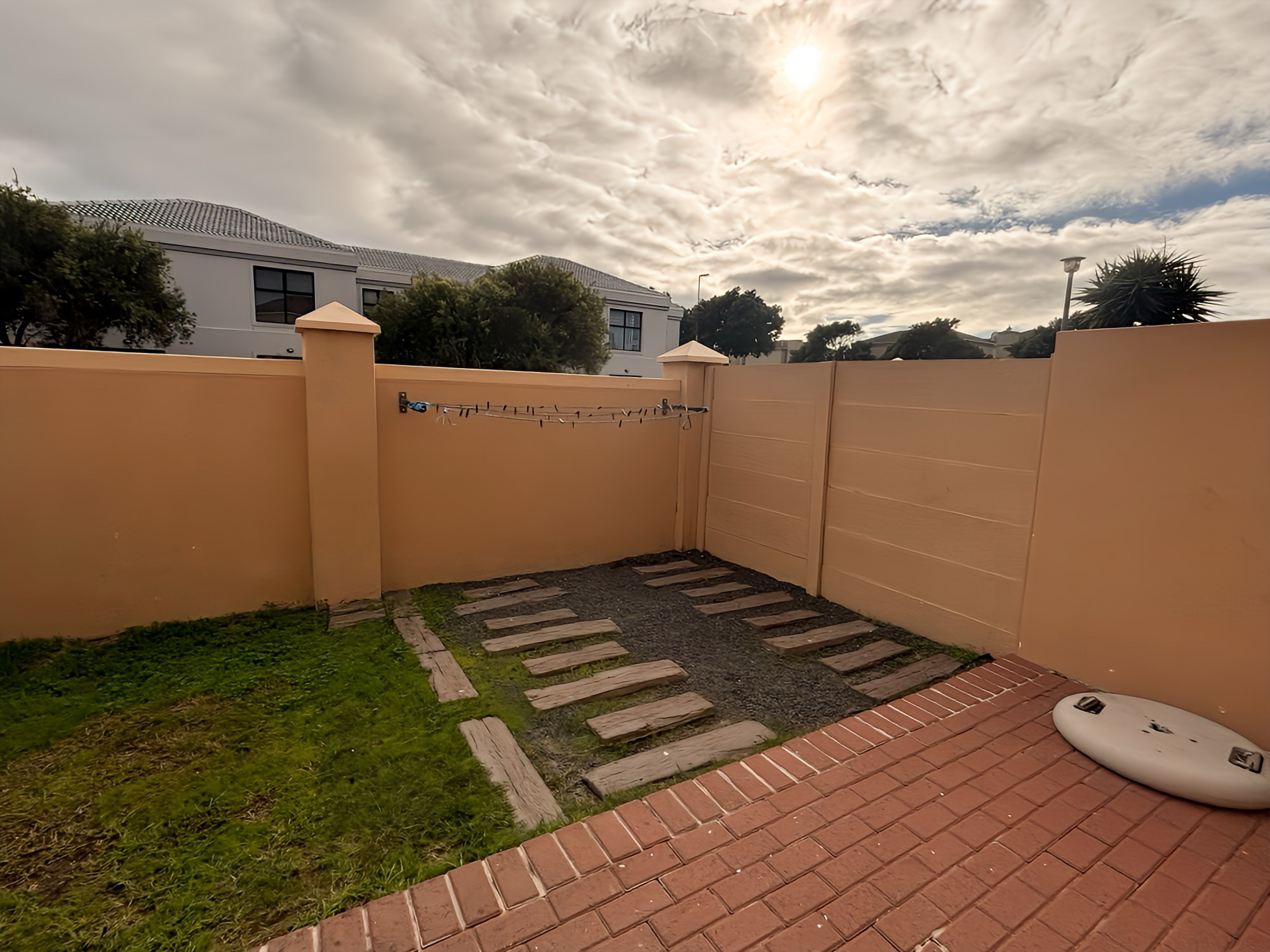 121m² Charming 3-Bedroom Townhouse in Parklands – Your Perfect Family Retreat!