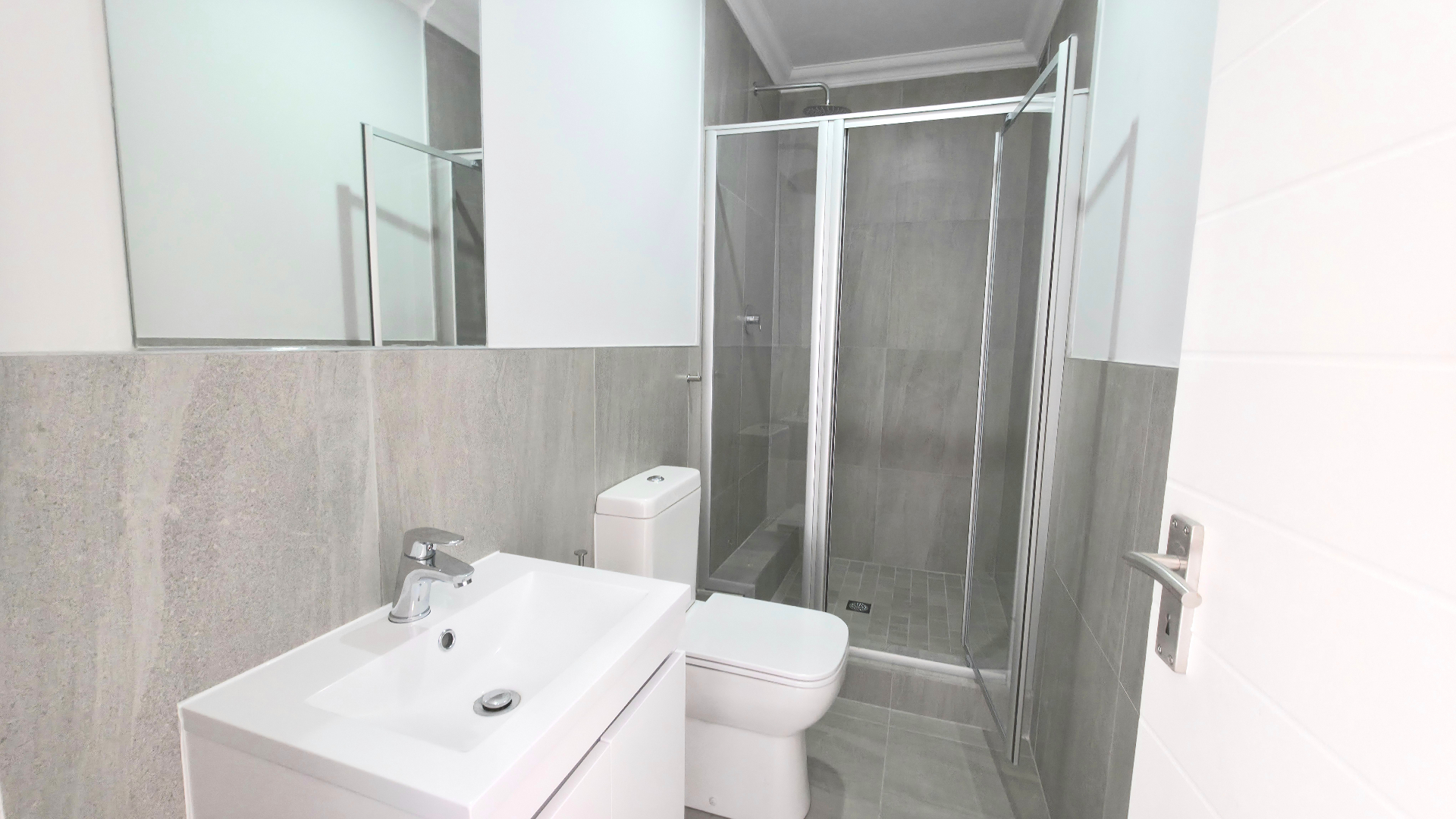 0m² Sunny Brand New 1 Bedroom(#7) Apartment is North Facing= all day sun ++ Pet & Airbnb Friendly | No Transfer Duty.