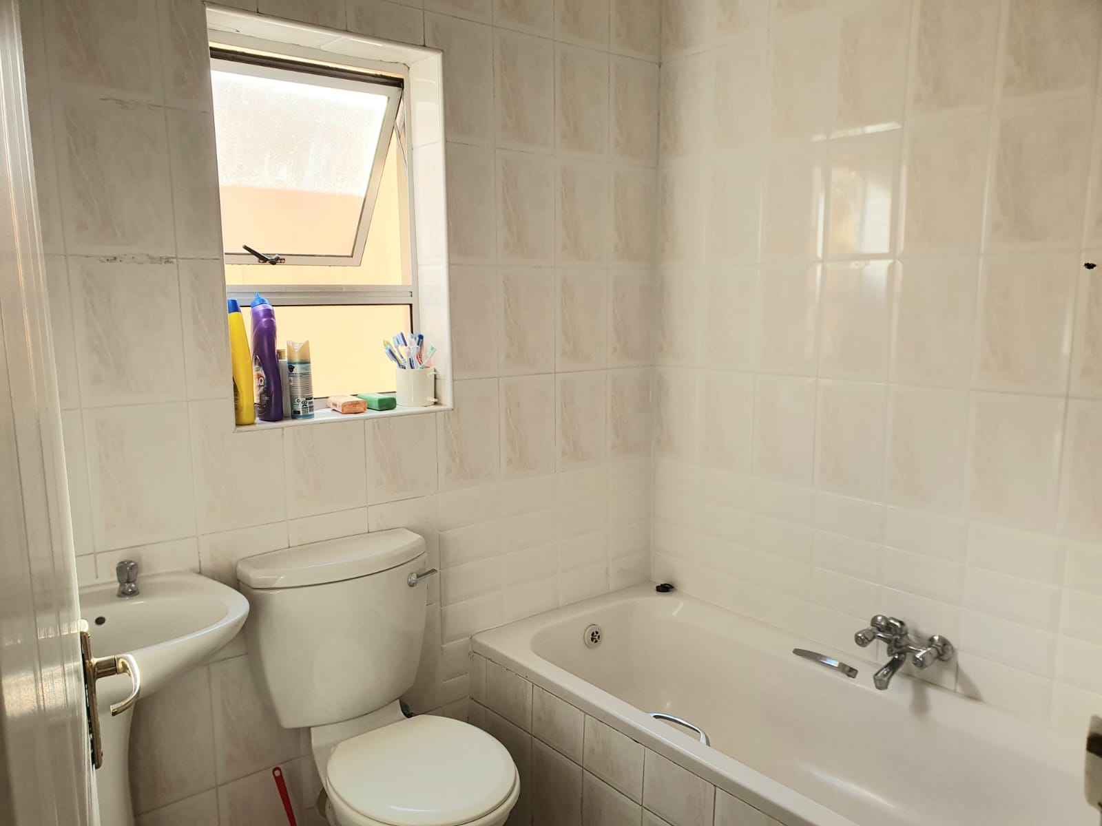 121m² Charming 3-Bedroom Townhouse in Parklands – Your Perfect Family Retreat!