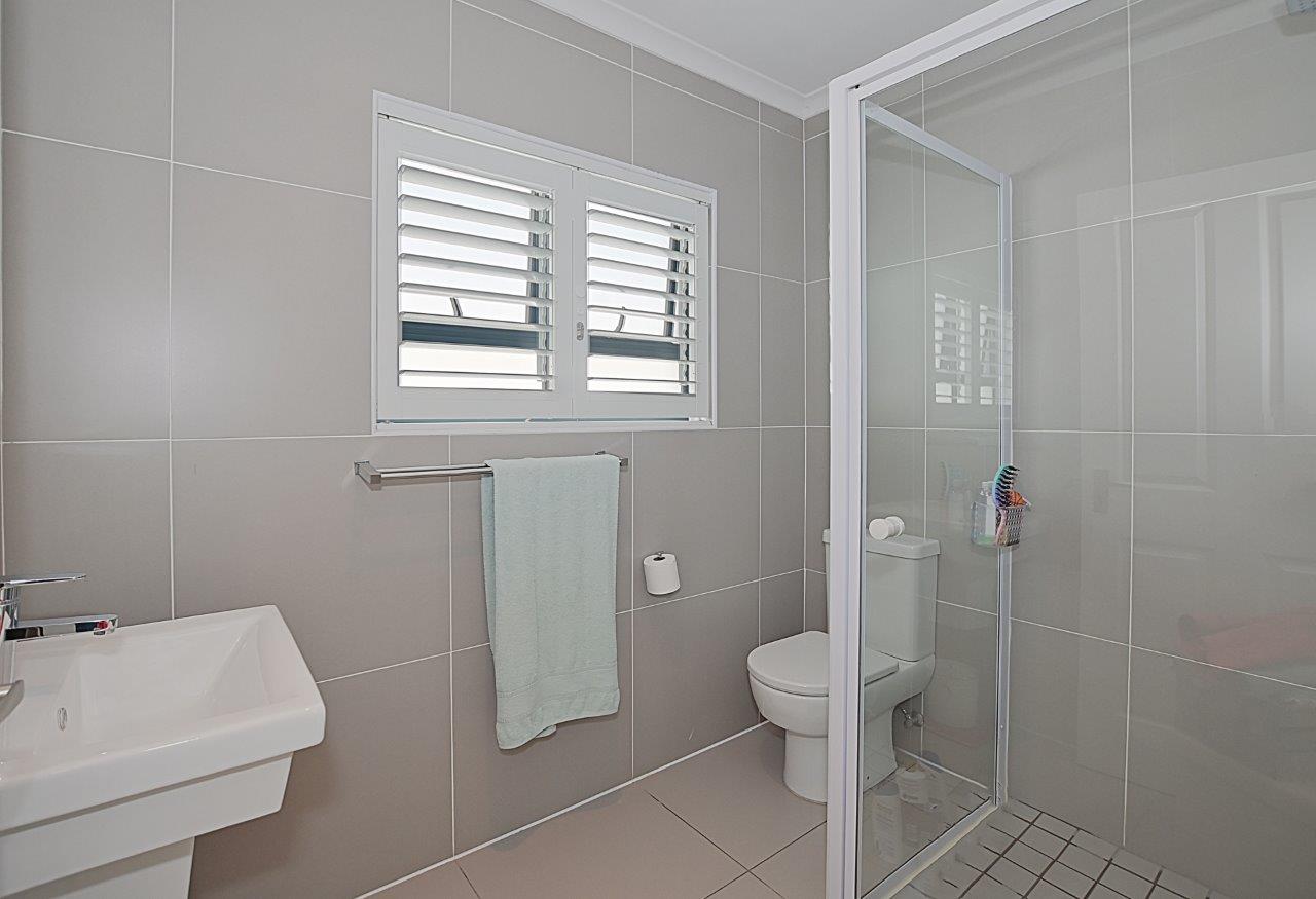 400m² Neat & Inviting Home in Canal West, Sunningdale.