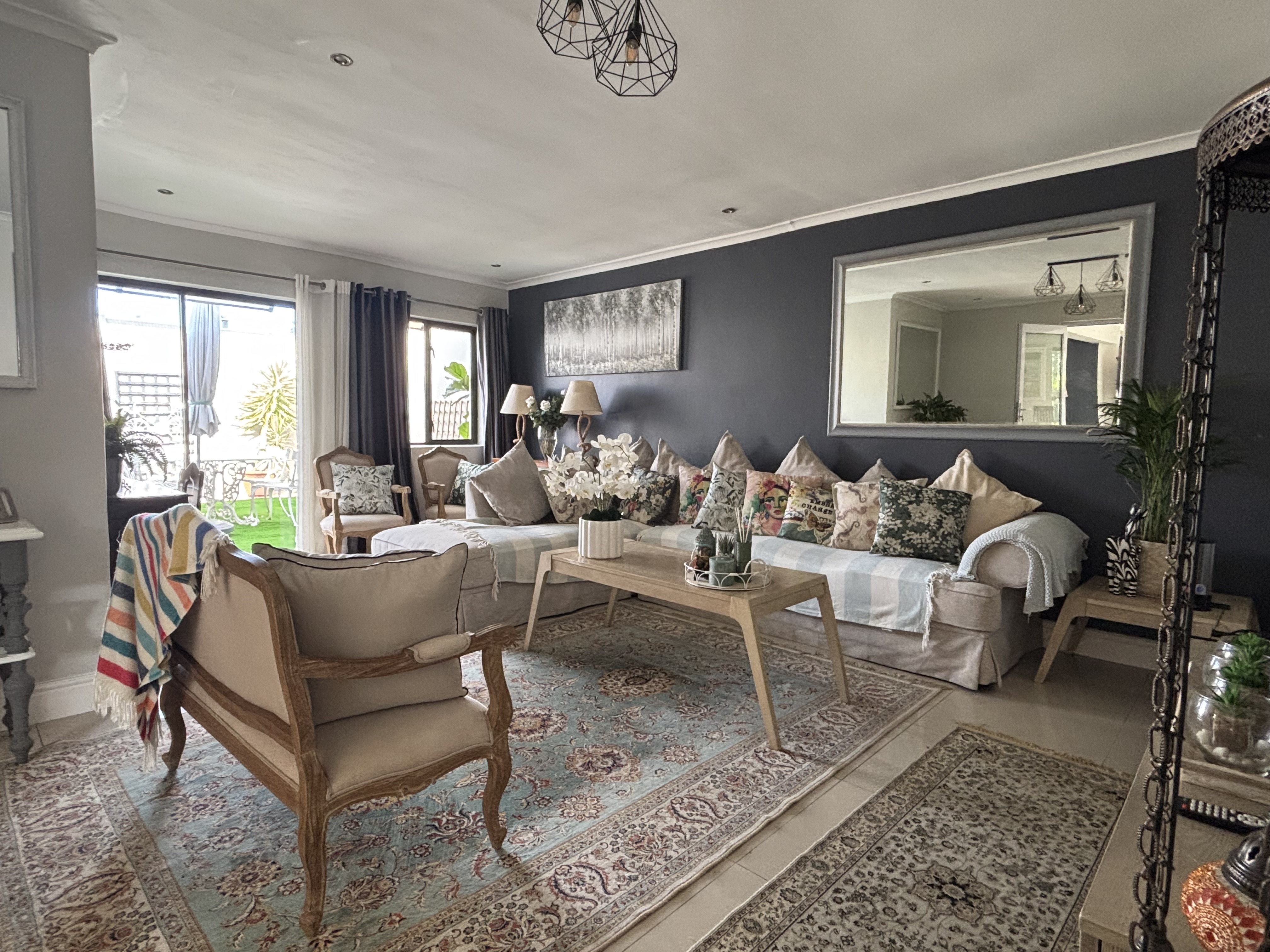 450m² Charming 4-Bedroom Family Home for Sale in West Beach!
