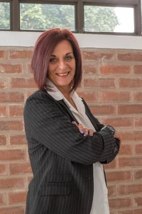 Ms Thana Cronje