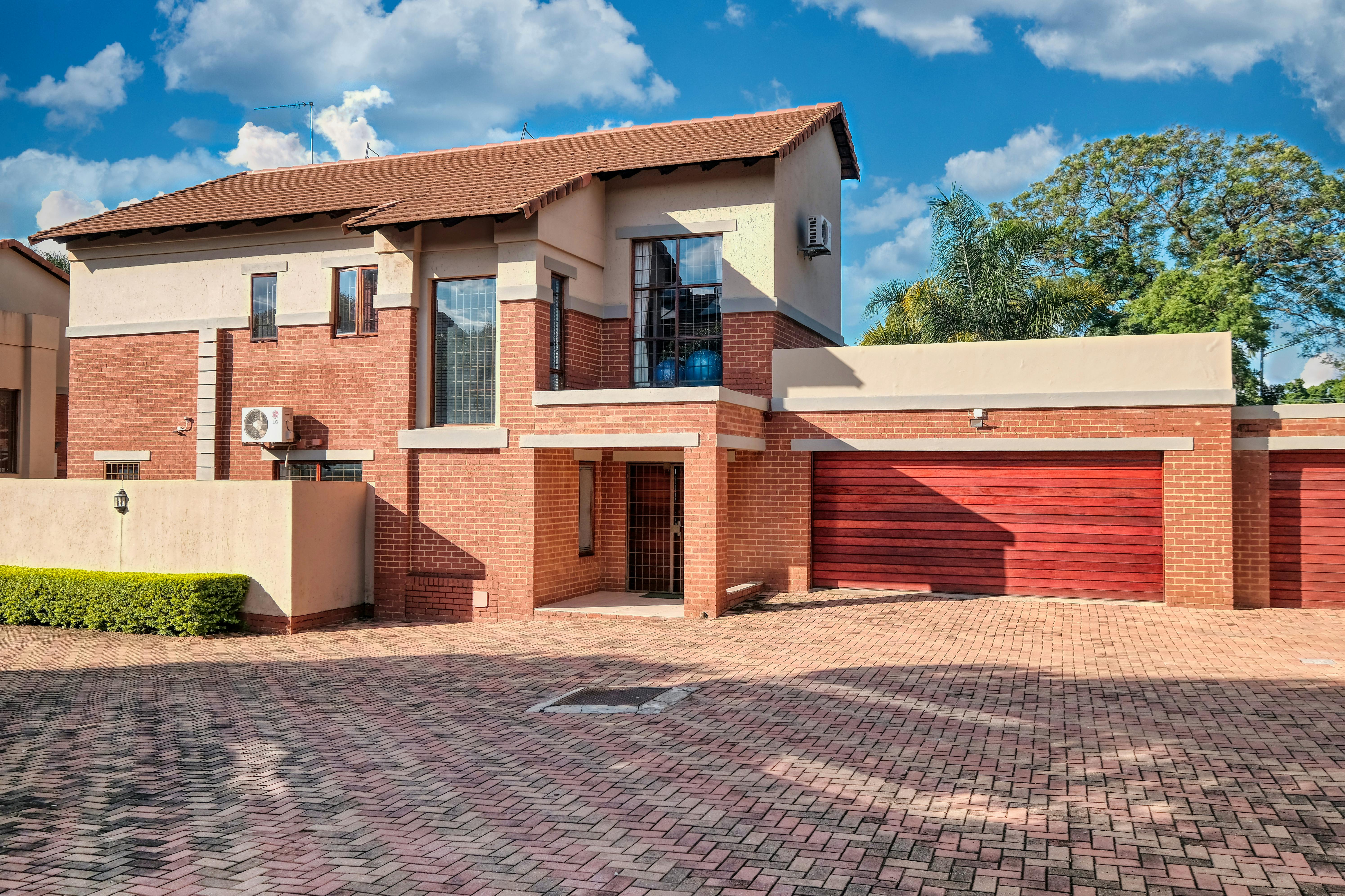 Choosing between an investment property or first home